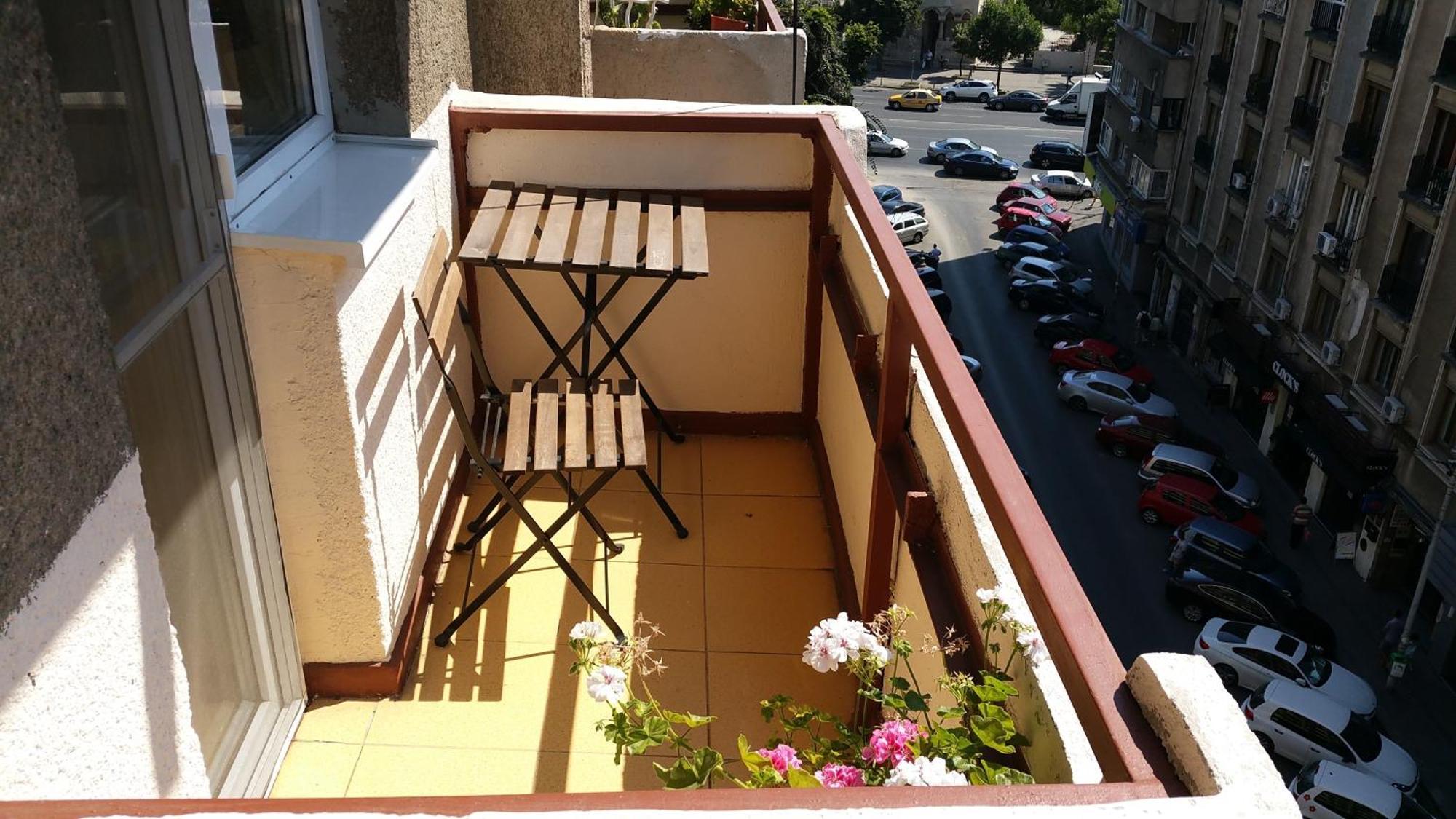Sunny Old Town Apartments Букурещ Стая снимка