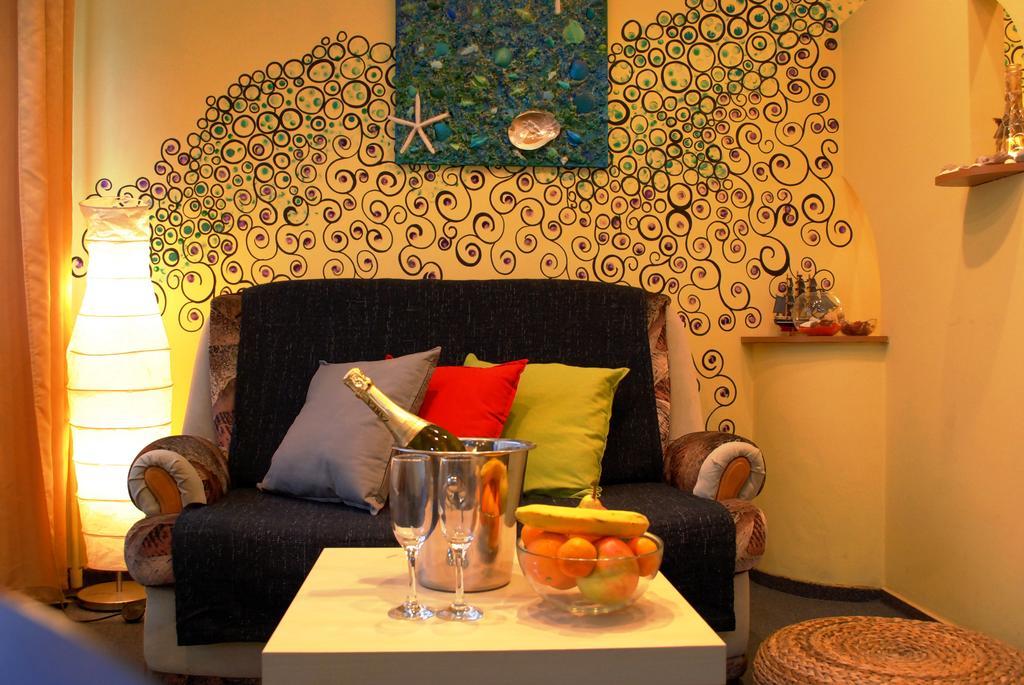 Sunny Old Town Apartments Букурещ Екстериор снимка